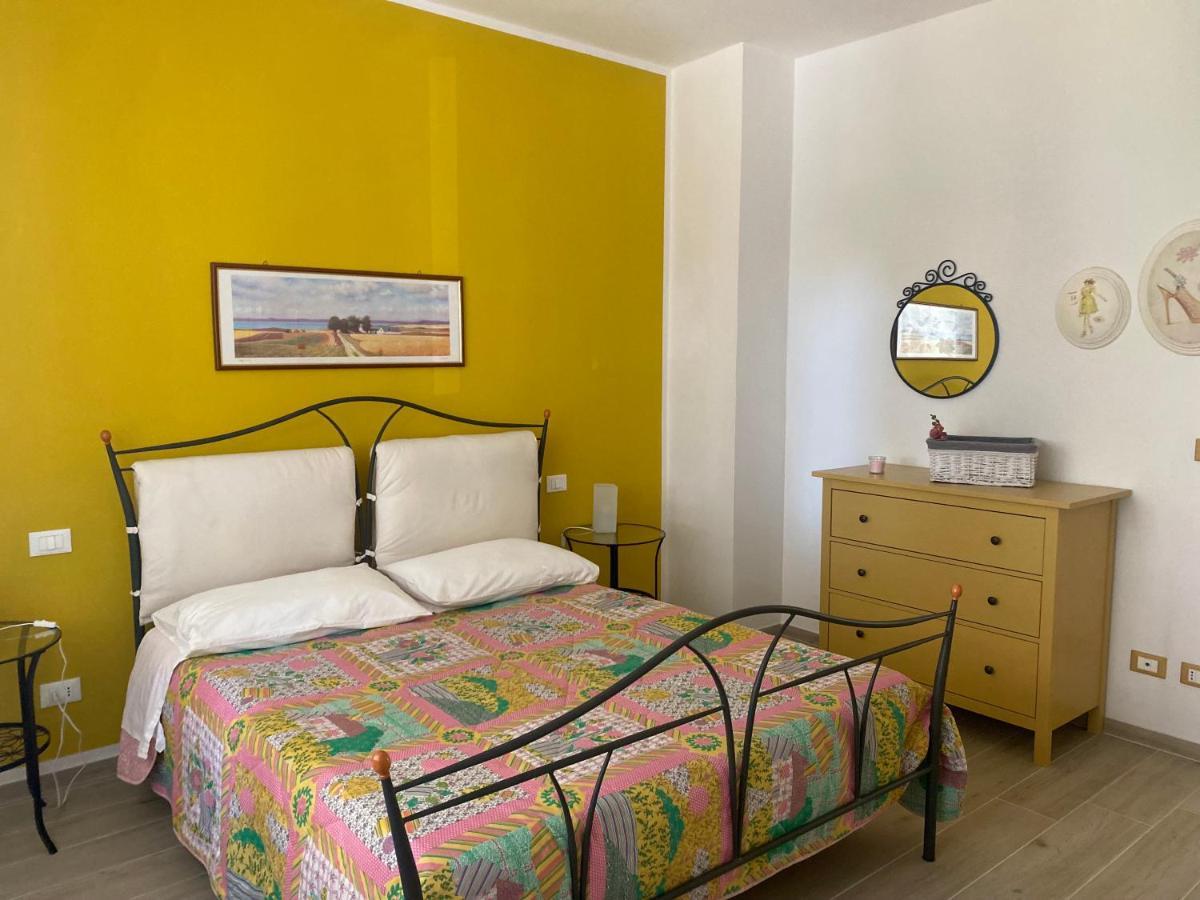 Casa Mare Apartment Ливорно Екстериор снимка